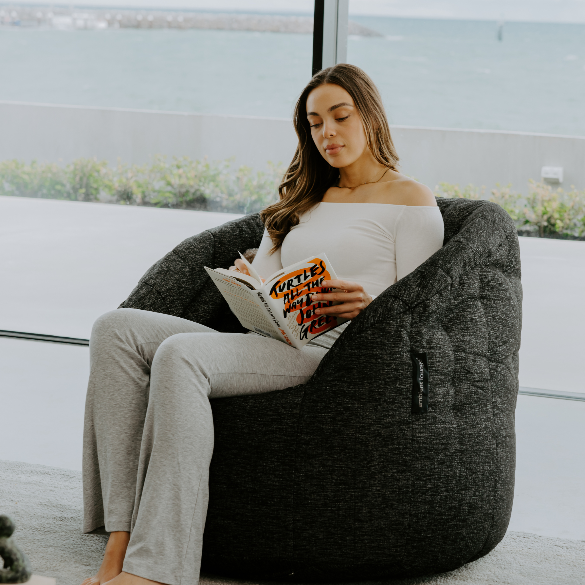 Butterfly Sofa - Interior