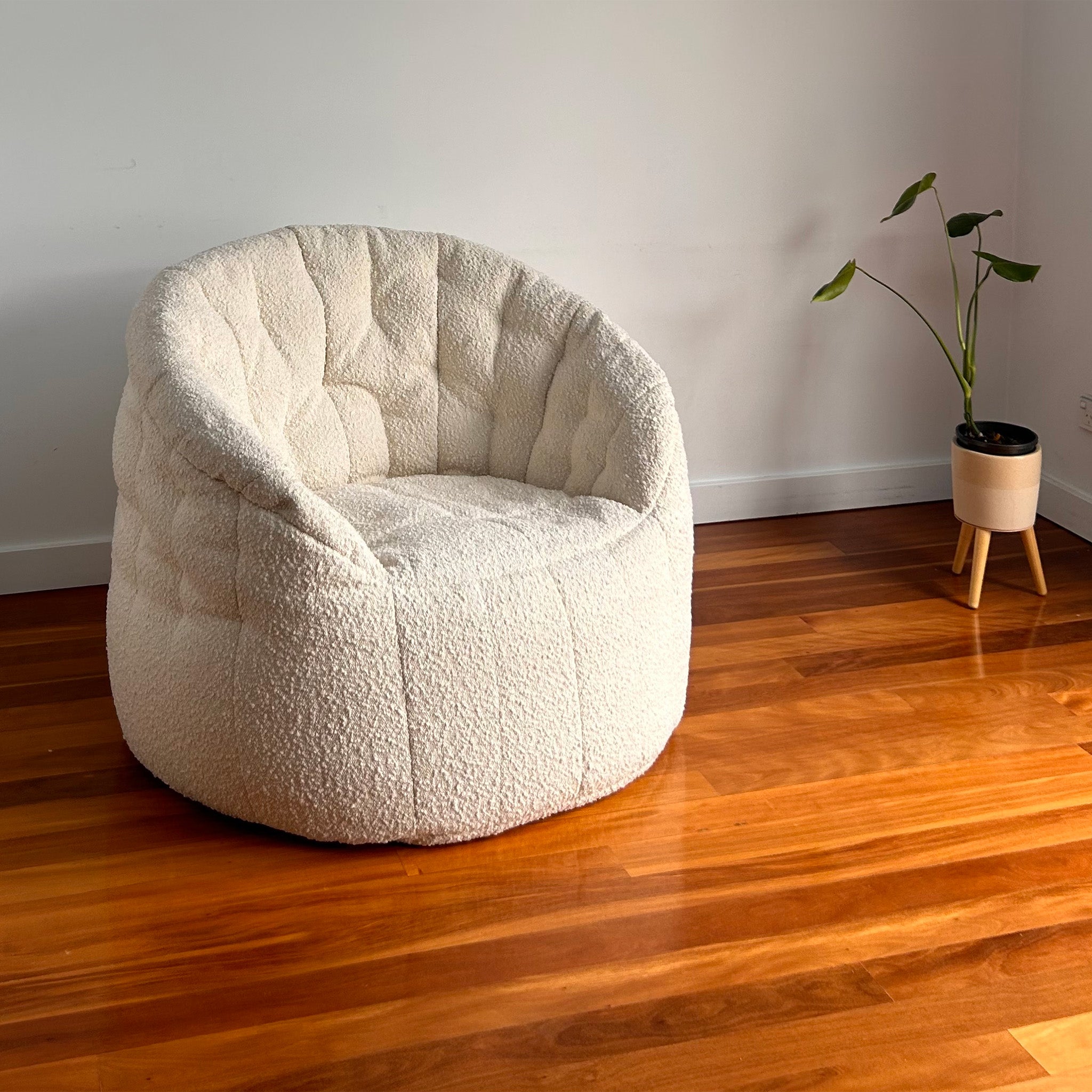 Butterfly Sofa - Interior