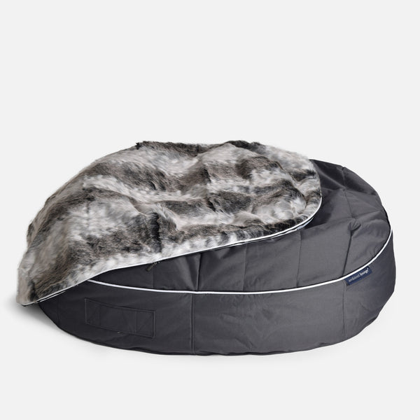 (XXL) Premium Indoor/Outdoor Dog Bed (Wild Animal)